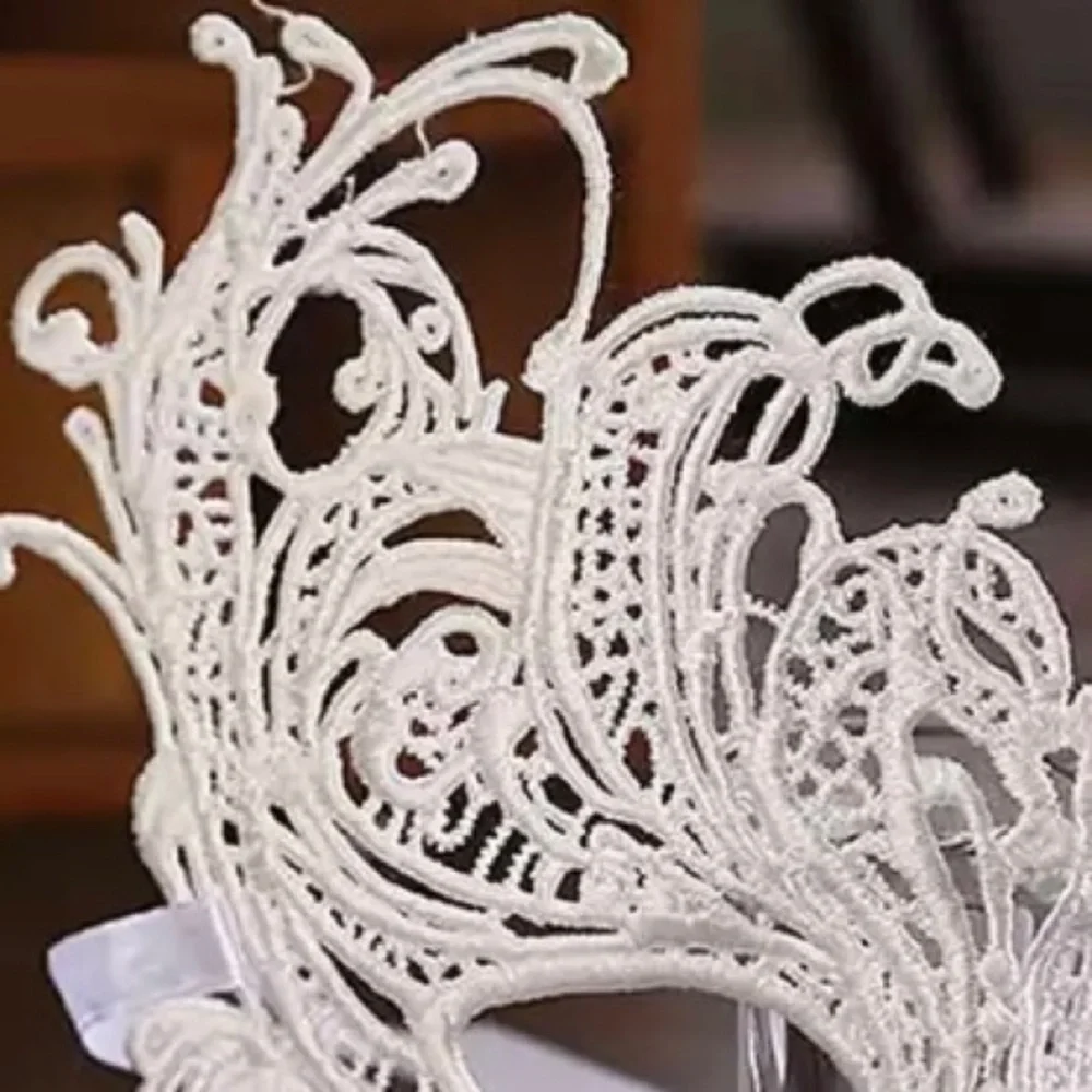 SEXY VENETIAN WHITE MASQUERADE LACE FACE MASK-NEW‎